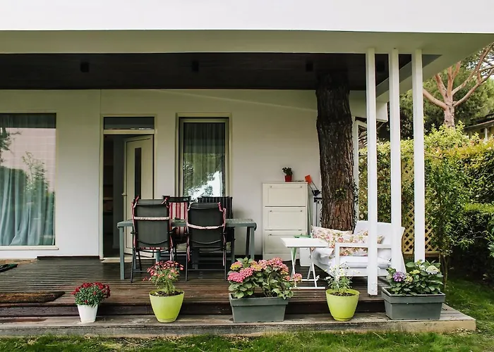 Ivy Lalzi Bay Beach House